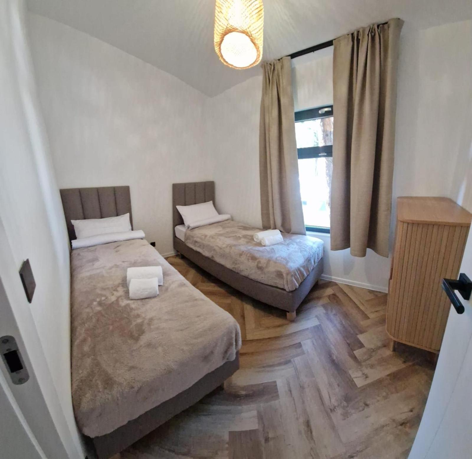 Fly House Leba Villa Ngoại thất bức ảnh