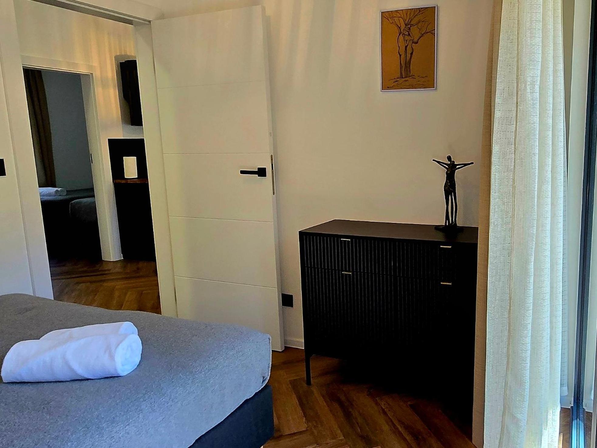 Fly House Leba Villa Phòng bức ảnh